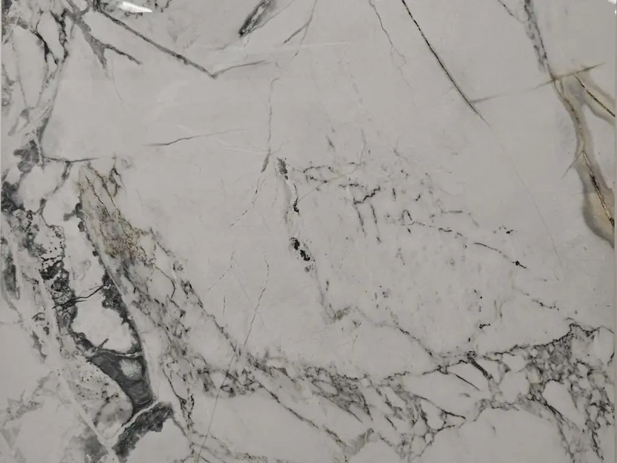 Invisible - картинка 1